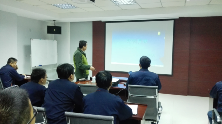 公司着力构建学习型企业，让文化成为企业灵魂